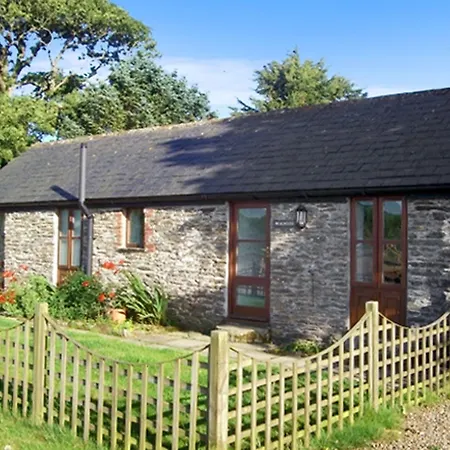 ホテル Charming In Cornwall With Garden And Playground